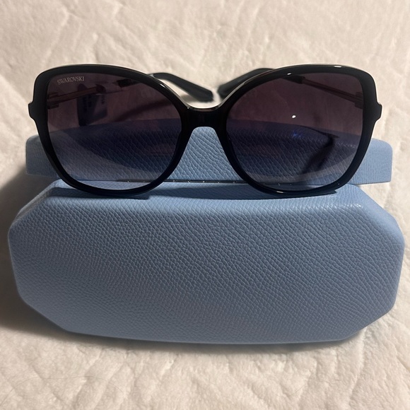 SWAROVSKI SUNGLASSES 57mm - Picture 2 of 14